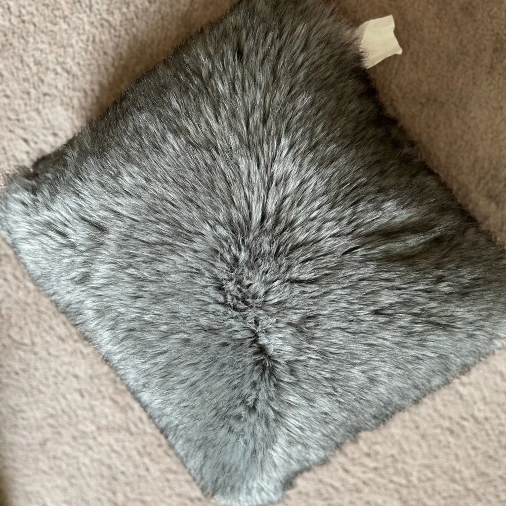 N/A gray faux